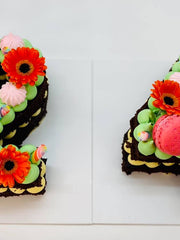 Load image into Gallery viewer, Number and Letter Cakes
